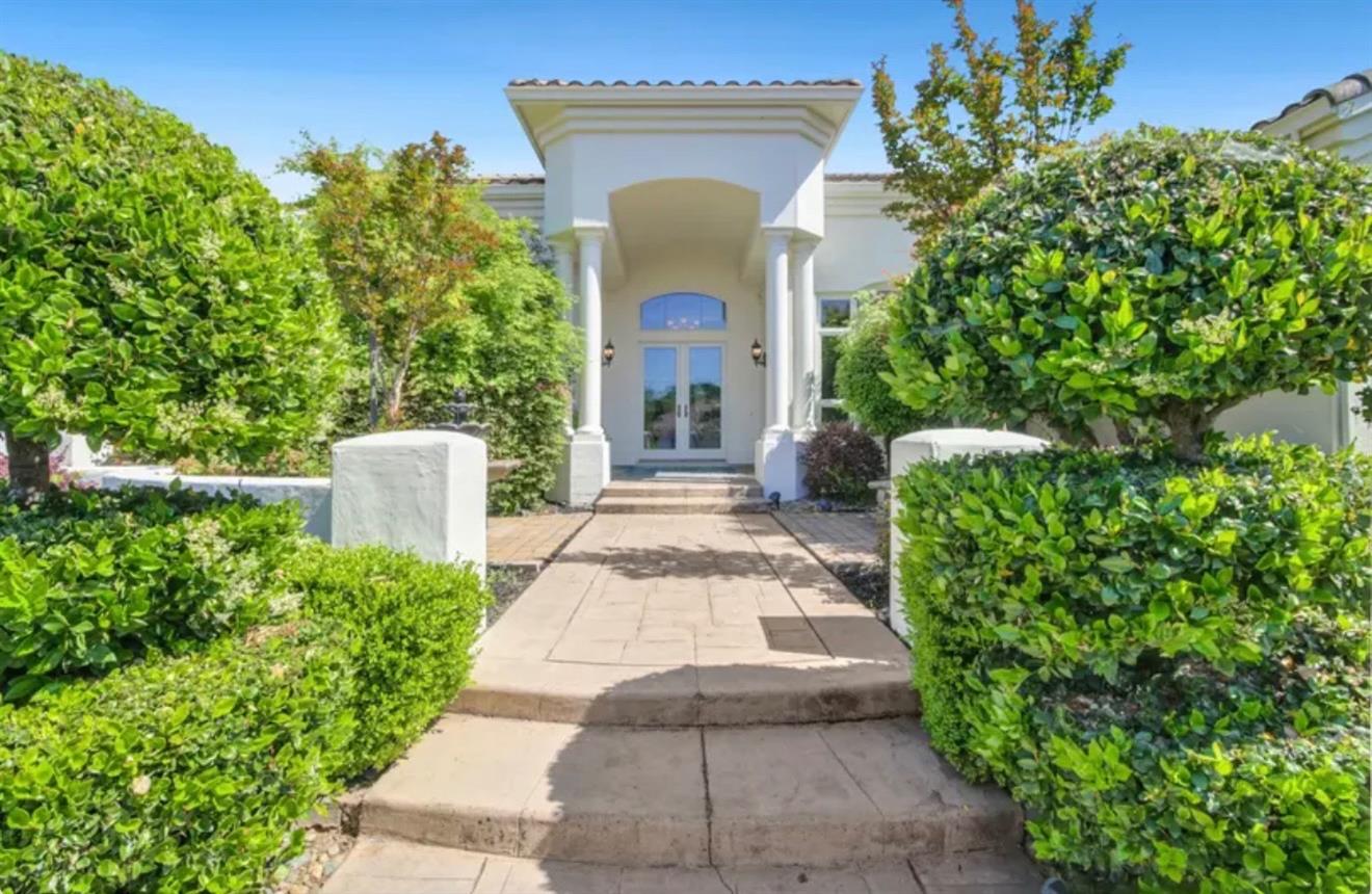 Detail Gallery Image 5 of 64 For 15410 De La Cruz Dr, Rancho Murieta,  CA 95683 - 3 Beds | 2/1 Baths