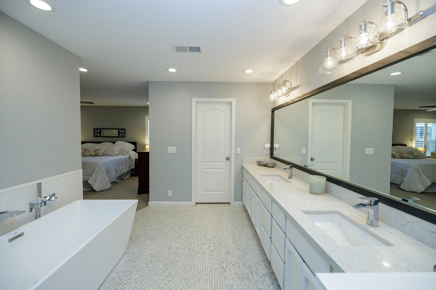 Detail Gallery Image 34 of 62 For 14950 Manzanita Way, Lockeford,  CA 95237 - 4 Beds | 2 Baths