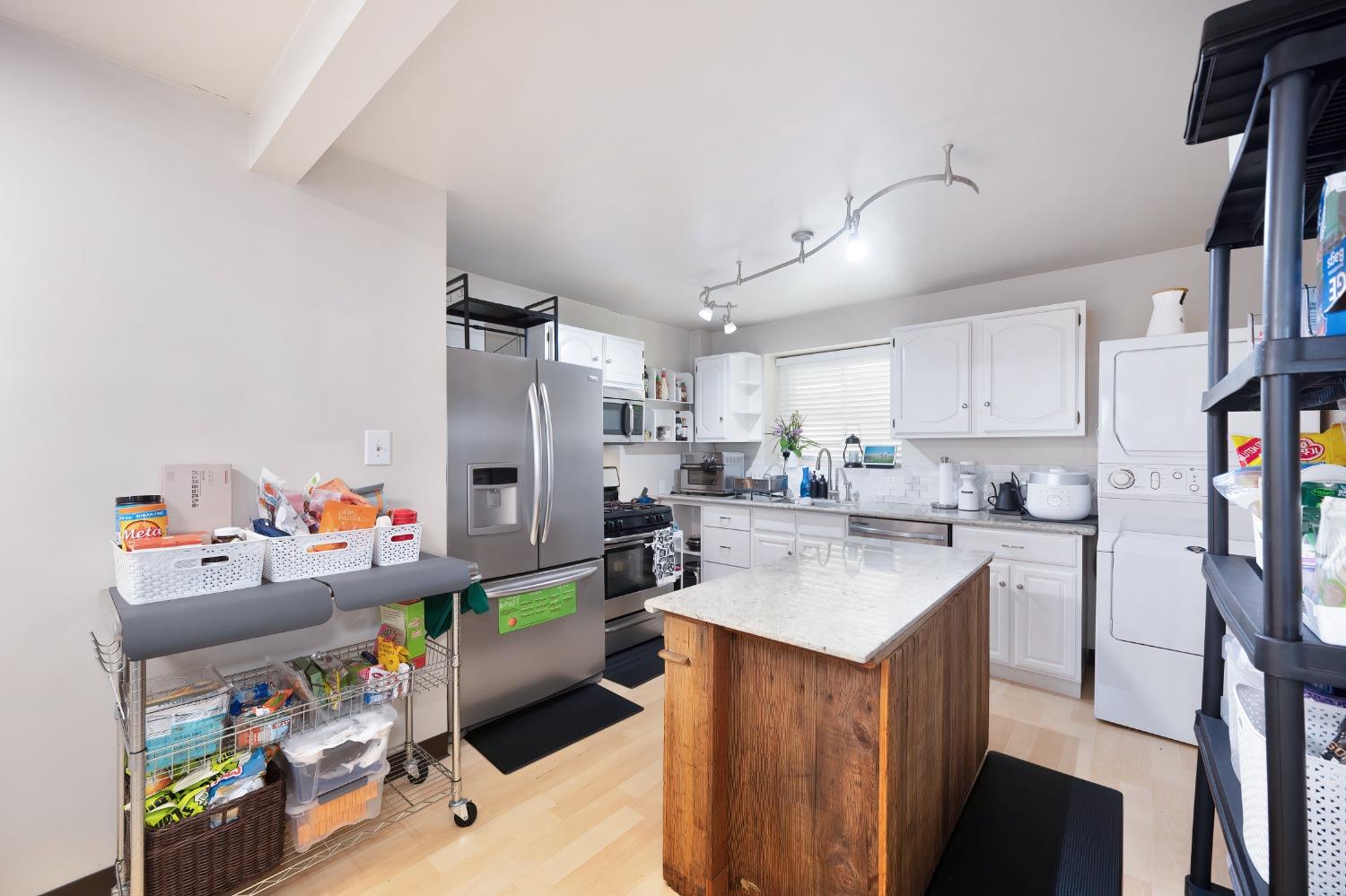 Detail Gallery Image 33 of 40 For 1111 U St, Sacramento,  CA 95818 - 4 Beds | 3/1 Baths