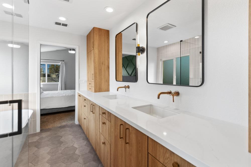 Detail Gallery Image 31 of 47 For 9523 Dunkerrin Way, Elk Grove,  CA 95758 - 3 Beds | 2/1 Baths