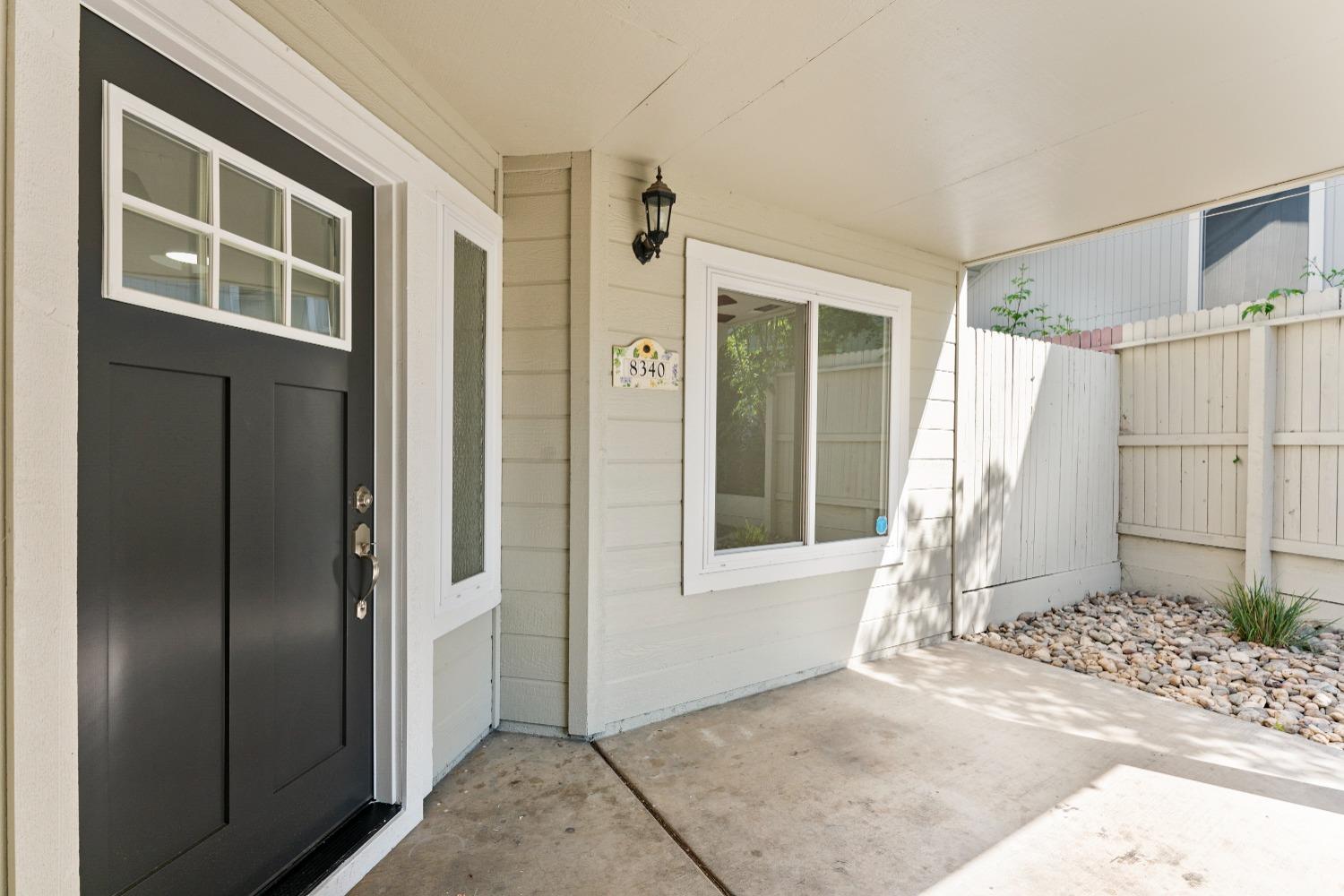 Detail Gallery Image 9 of 65 For 8340 Cypress Lake Ct, Antelope,  CA 95843 - 4 Beds | 2/1 Baths