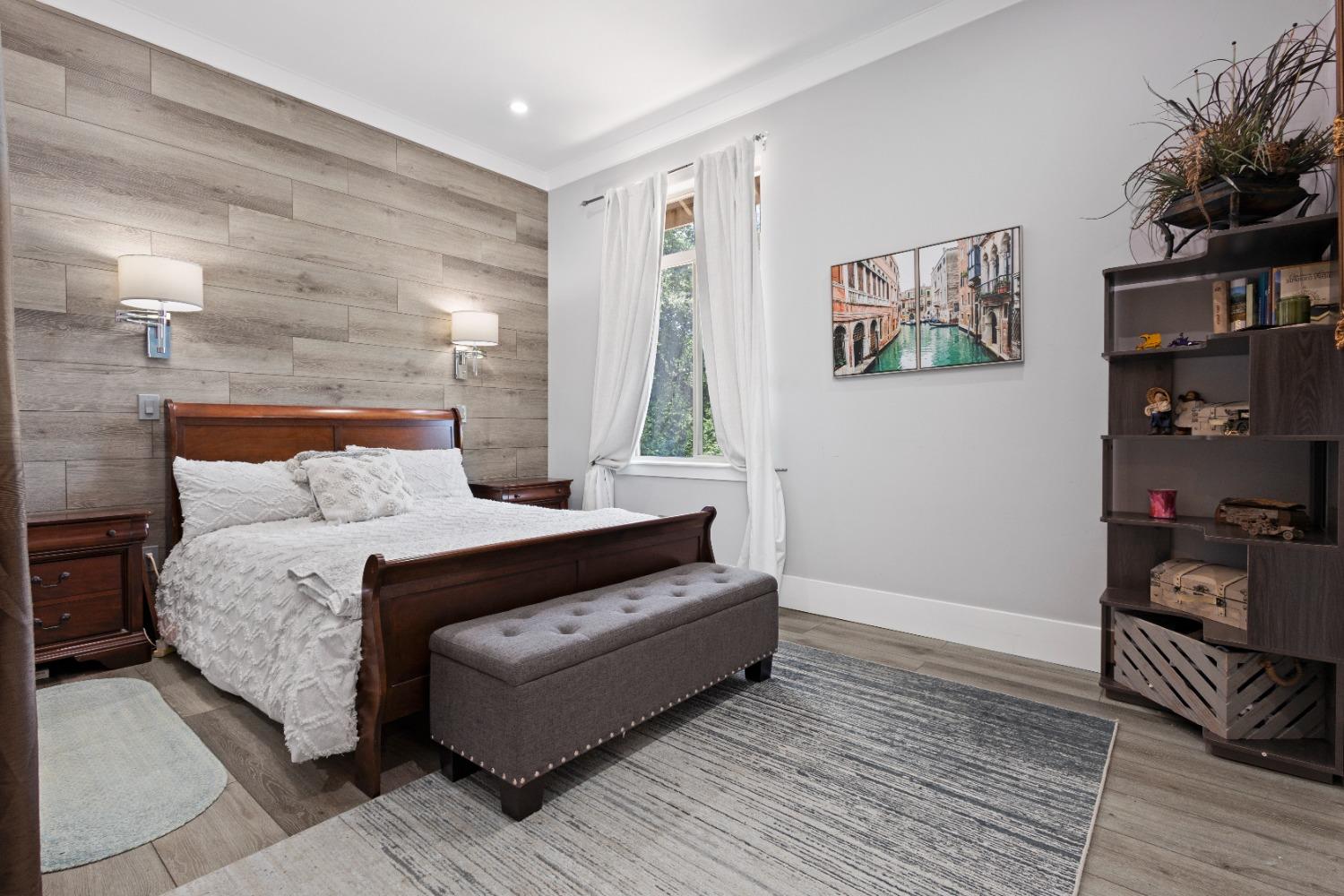 Detail Gallery Image 35 of 84 For 7964 Twin Oaks Ave, Citrus Heights,  CA 95610 - 3 Beds | 2/1 Baths