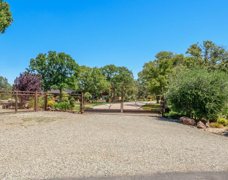 Detail Gallery Image 6 of 79 For 26000 Venada Dr, Winters,  CA 95694 - 5 Beds | 4/1 Baths