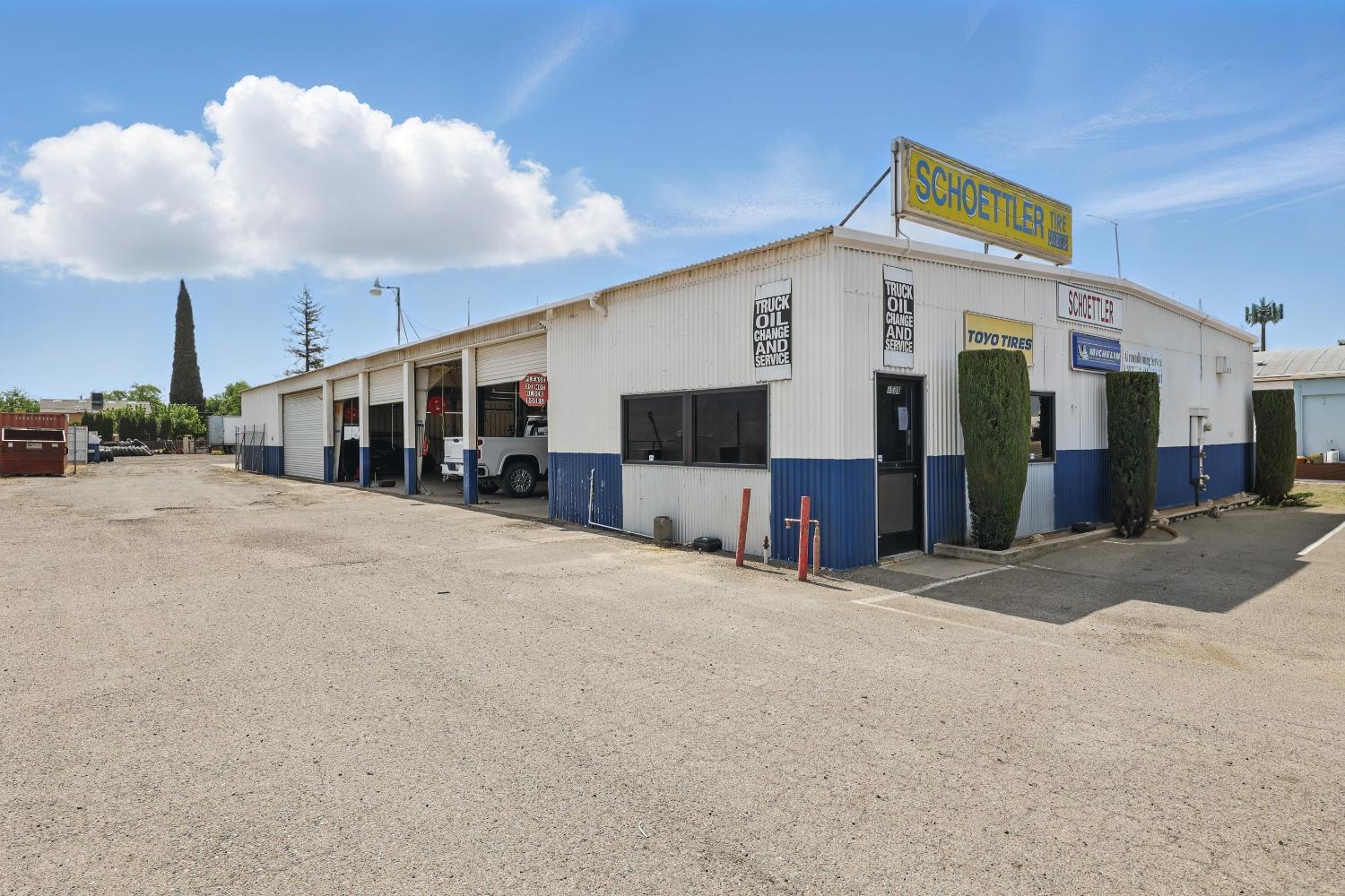 Detail Gallery Image 2 of 5 For 1539 Robertson Blvd, Chowchilla,  CA 93610 - – Beds | – Baths