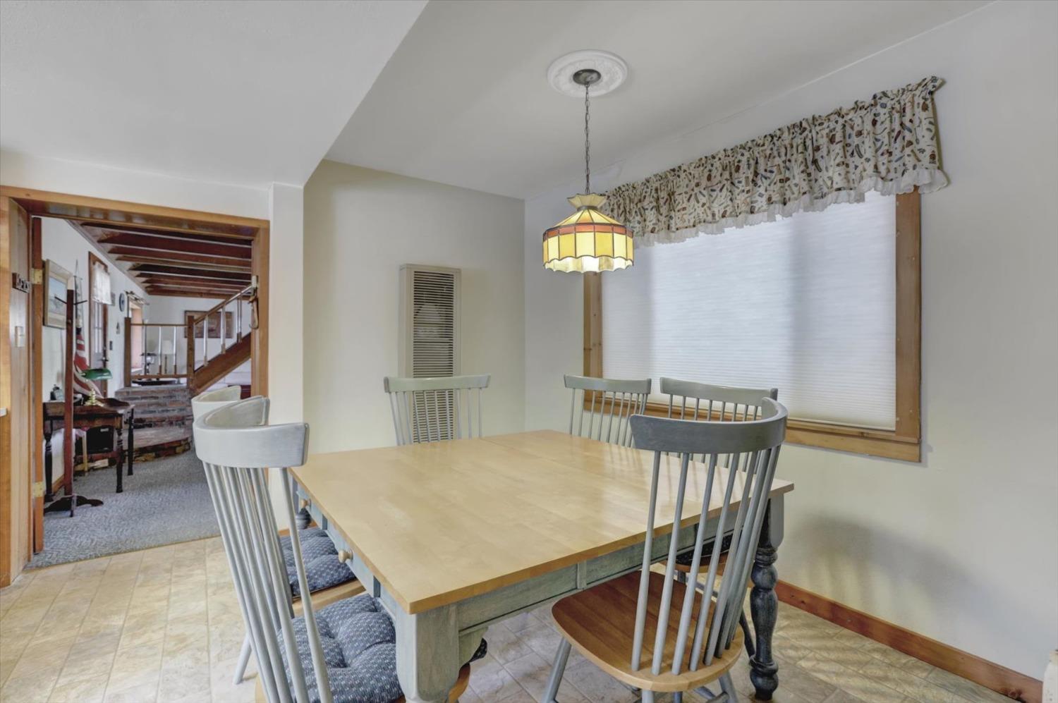 Detail Gallery Image 37 of 59 For 2051 Warren Hill Rd, Strawberry Valley,  CA 95981 - 1 Beds | 1 Baths