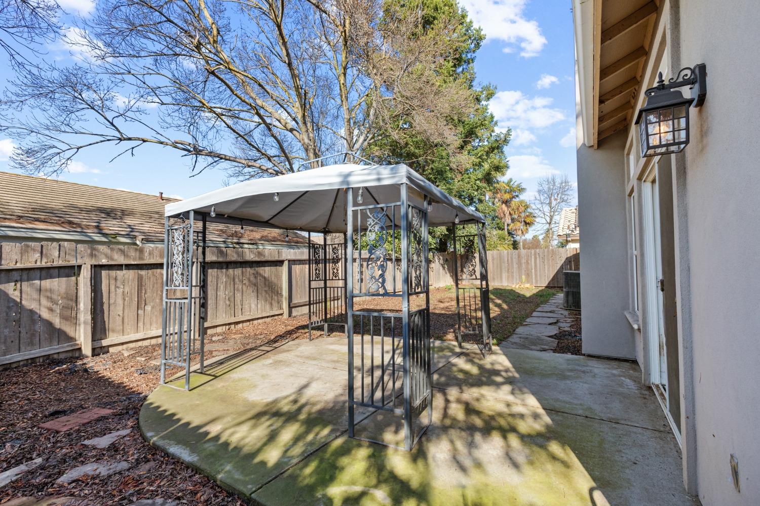 Detail Gallery Image 20 of 26 For 1162 Stormwood Ave, Galt,  CA 95632 - 4 Beds | 2 Baths