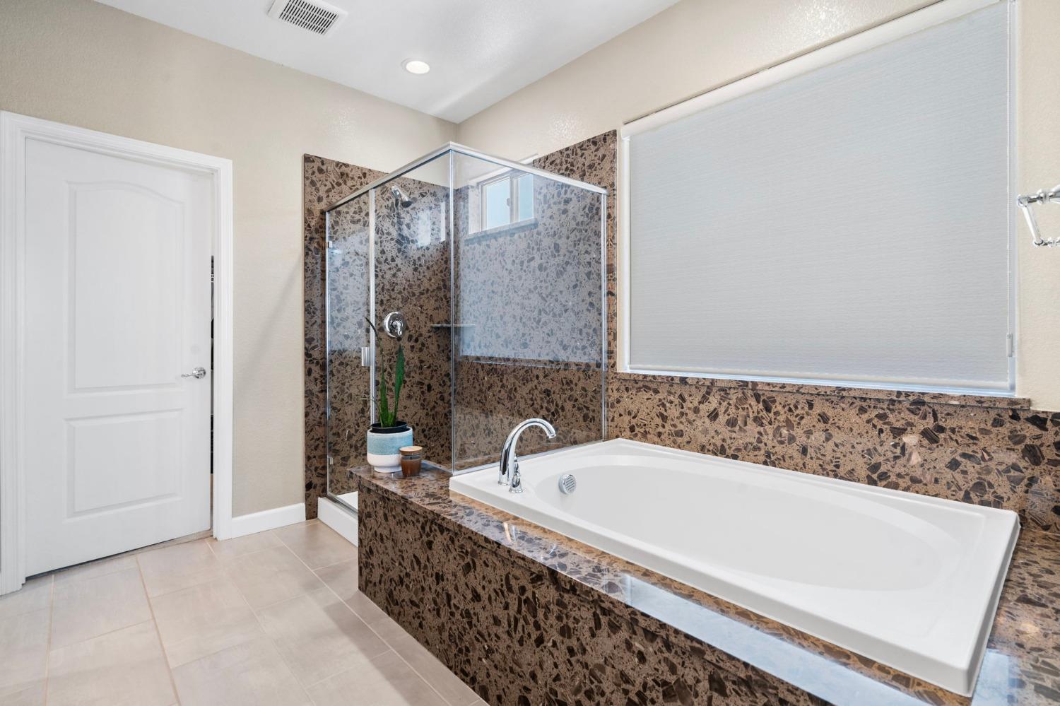 Rapallo Way, Manteca, California image 40