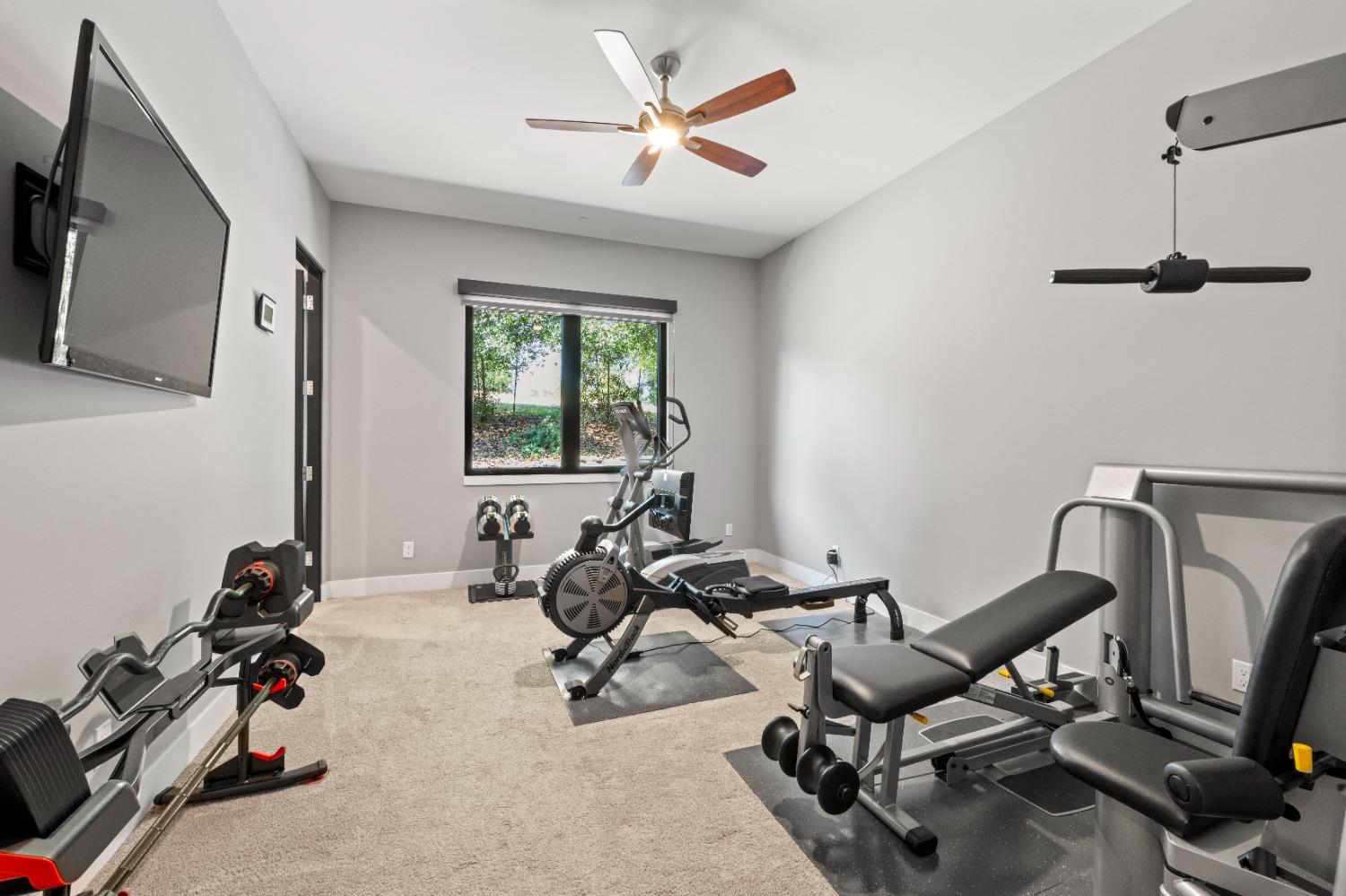 Detail Gallery Image 45 of 73 For 8452 Jomar Ln, Fair Oaks,  CA 95628 - 4 Beds | 4/1 Baths