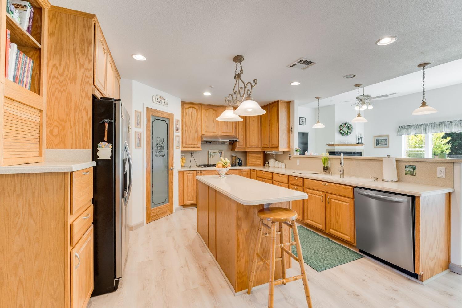 Detail Gallery Image 42 of 93 For 2888 County Road 89, Dunnigan,  CA 95937 - 3 Beds | 3 Baths
