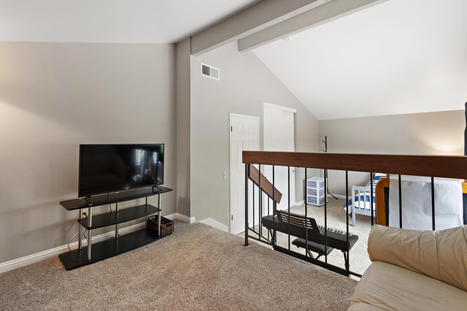 Detail Gallery Image 28 of 56 For 19 Green Mist Ct, Sacramento,  CA 95831 - 4 Beds | 3 Baths