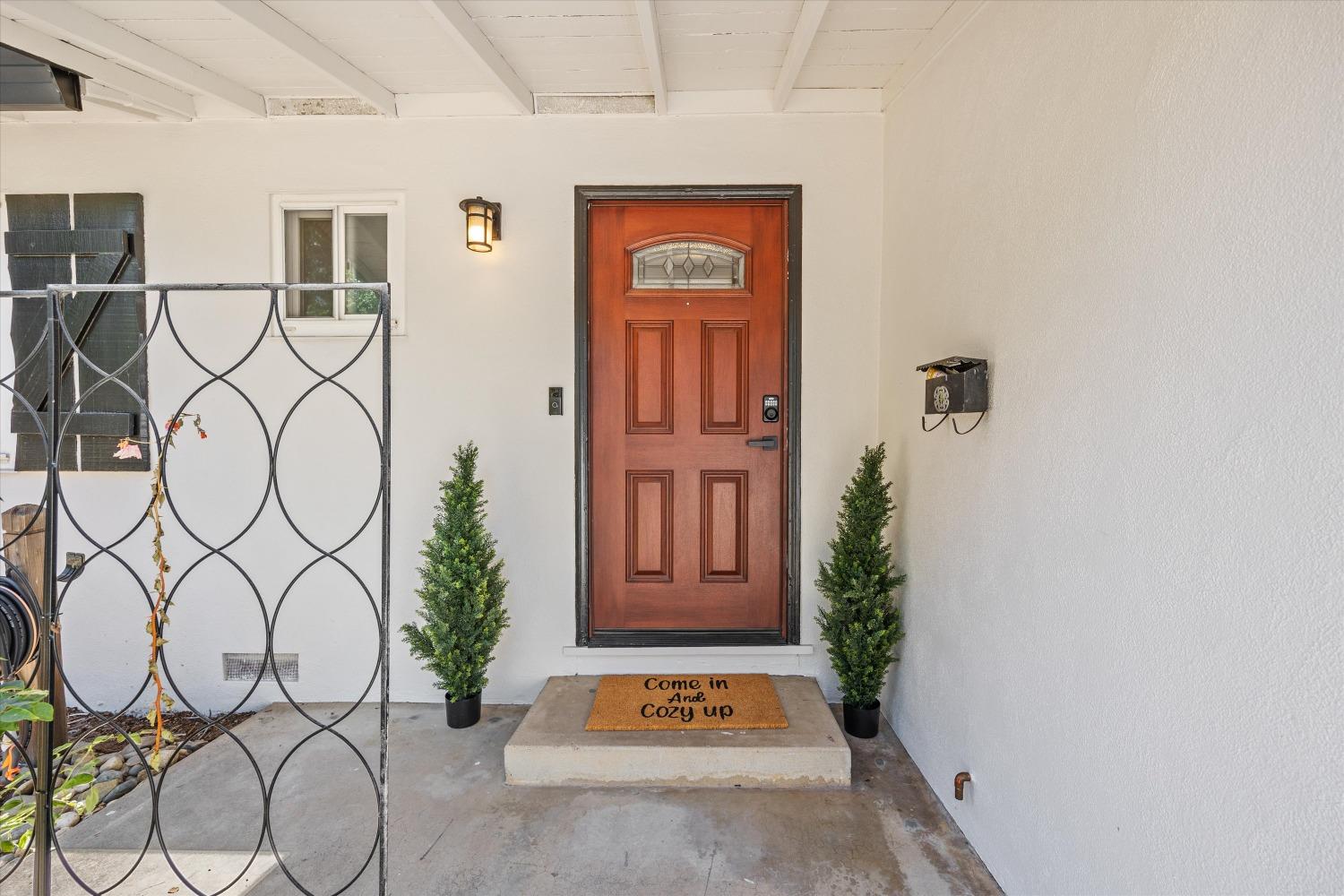 Detail Gallery Image 41 of 44 For 8175 Waikiki Dr, Fair Oaks,  CA 95628 - 4 Beds | 2 Baths