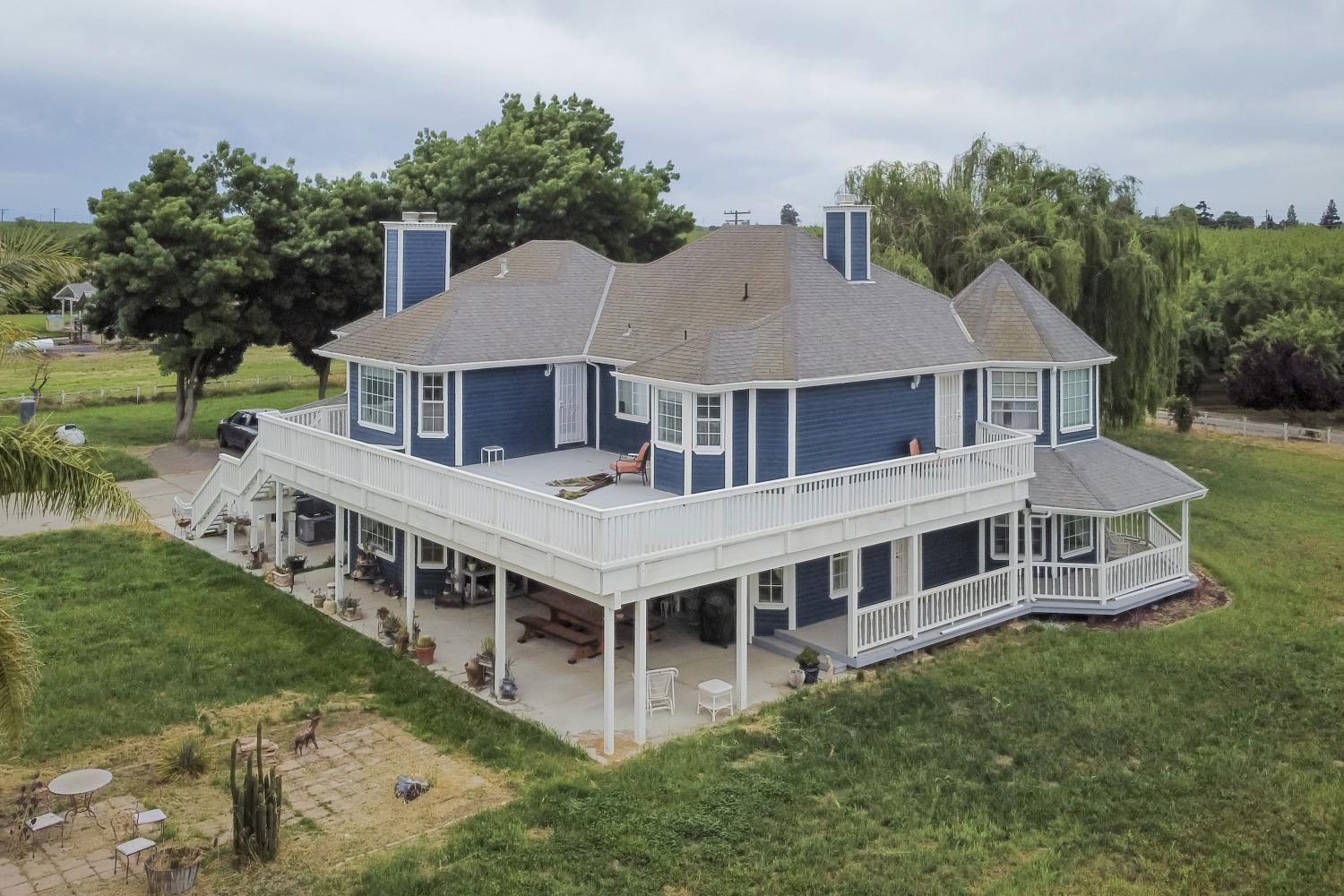 Detail Gallery Image 9 of 89 For 13247 Vineyard Road, Waterford,  CA 95386 - 5 Beds | 4 Baths