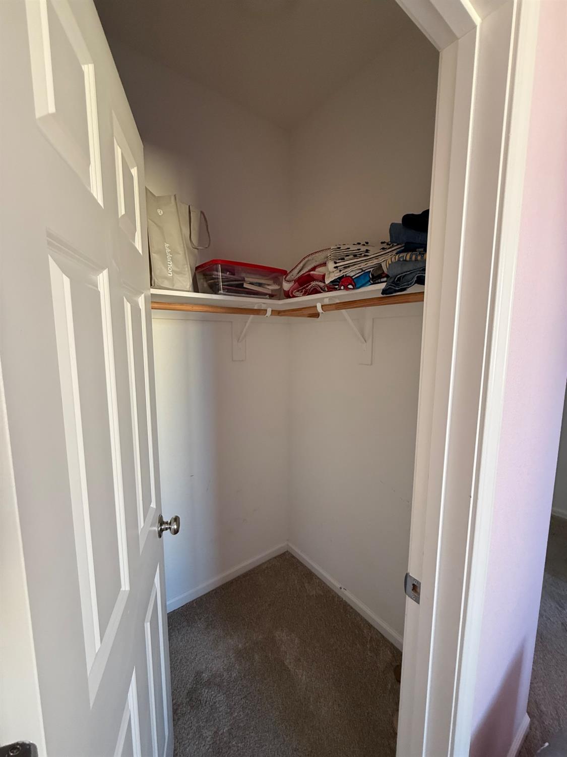 Detail Gallery Image 35 of 69 For 2816 Balaton Ct, Antelope,  CA 95843 - 4 Beds | 2/1 Baths