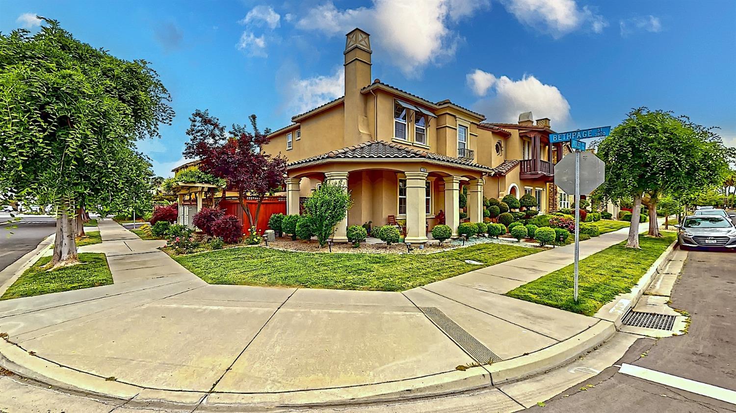Detail Gallery Image 4 of 48 For 1281 Violet Way, Turlock,  CA 95382 - 3 Beds | 2/1 Baths