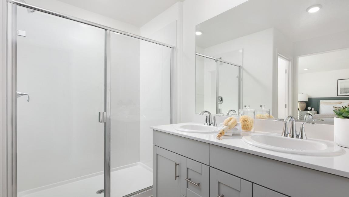 Detail Gallery Image 11 of 20 For 16417 Malibu Dr, Lathrop,  CA 95330 - 3 Beds | 2/1 Baths