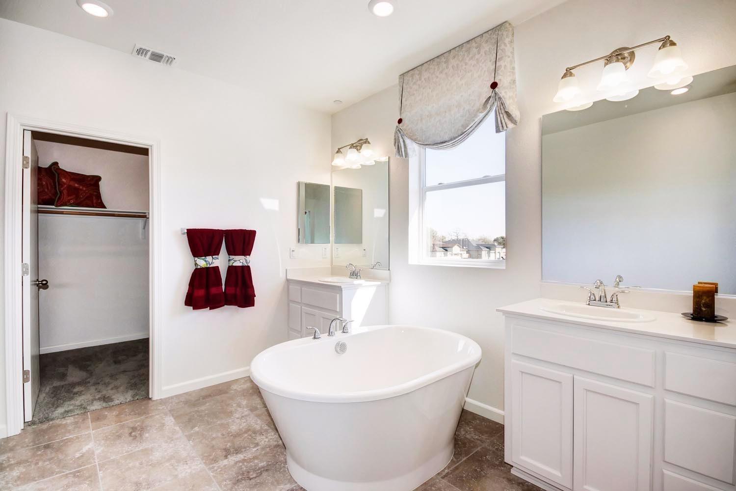 Detail Gallery Image 16 of 25 For 3520 Alberghini St, Sacramento,  CA 95838 - 3 Beds | 2/1 Baths