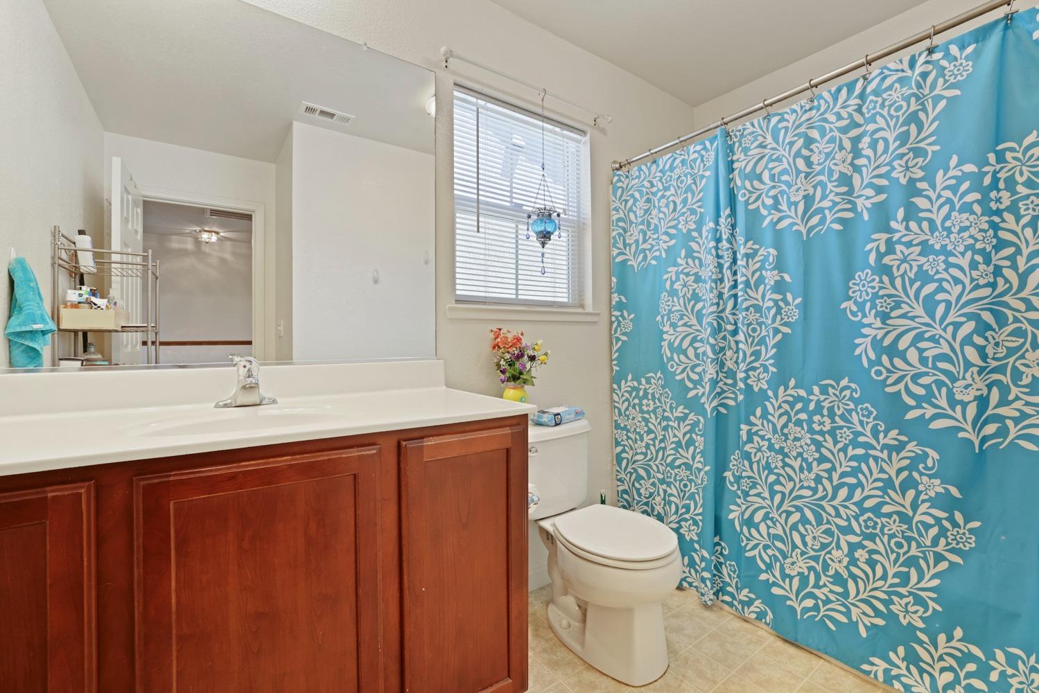 Detail Gallery Image 15 of 28 For 10680 Sellers Cir, Stockton,  CA 95209 - 3 Beds | 2/1 Baths