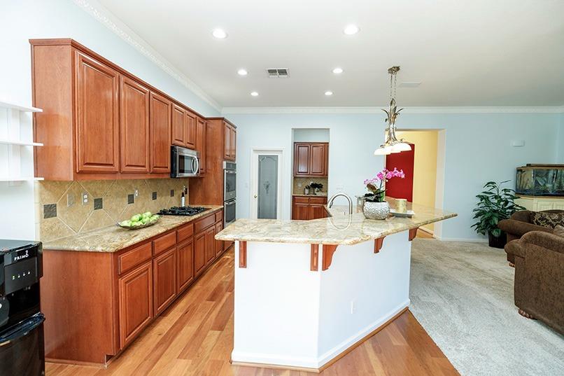 Detail Gallery Image 37 of 77 For 2001 Dayton Ave, Modesto,  CA 95356 - 3 Beds | 3 Baths