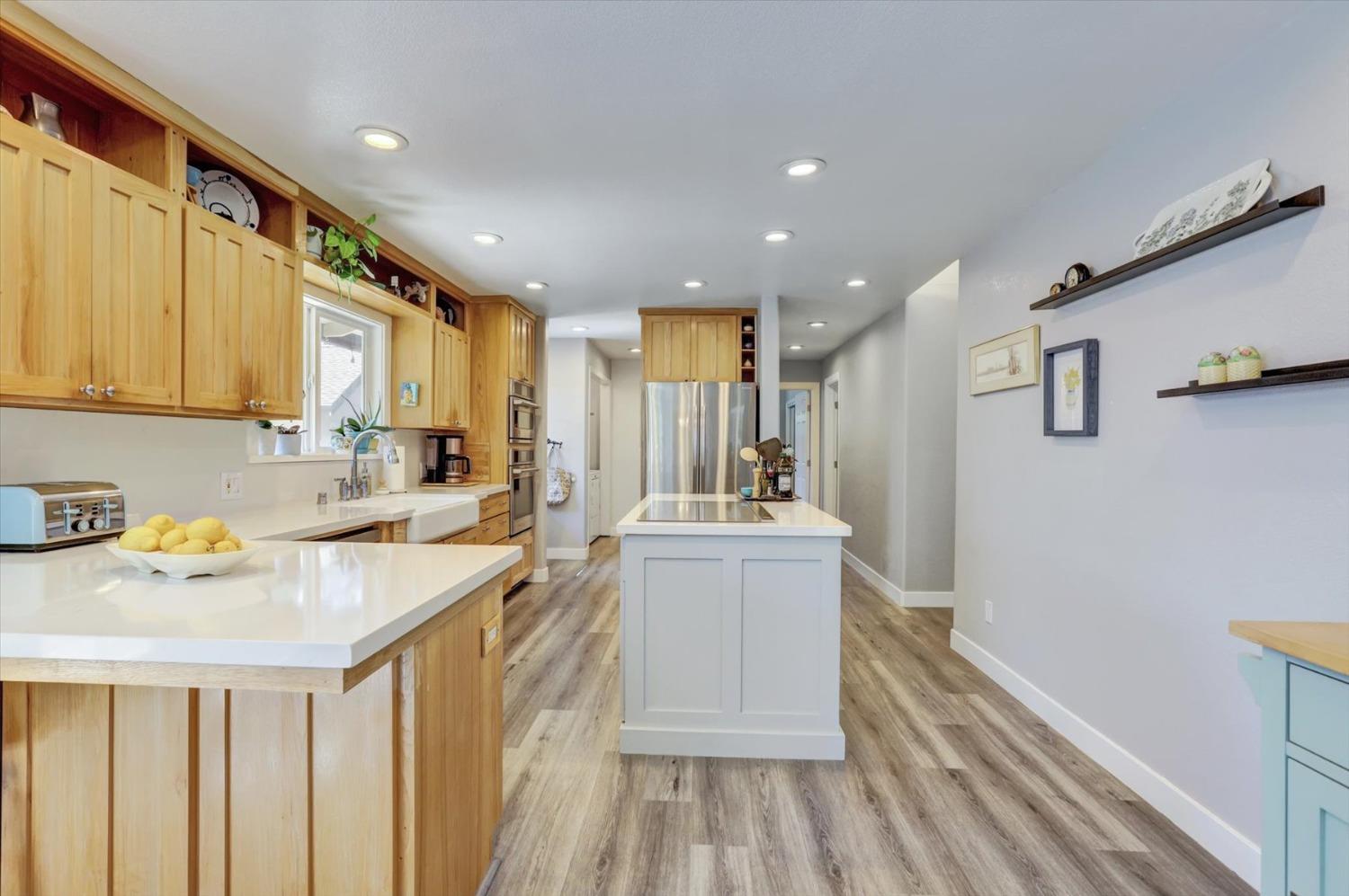 Detail Gallery Image 11 of 61 For 1075 Pine Vista Ln, Meadow Vista,  CA 95722 - 3 Beds | 2 Baths