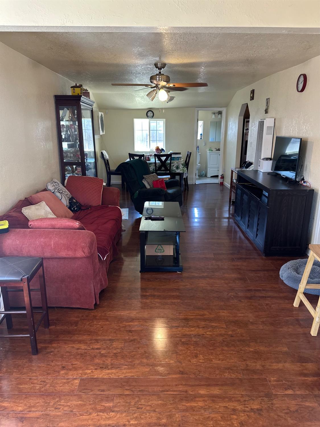 Detail Gallery Image 7 of 26 For 1717 Midway Ave, Modesto,  CA 95358 - 2 Beds | 2 Baths