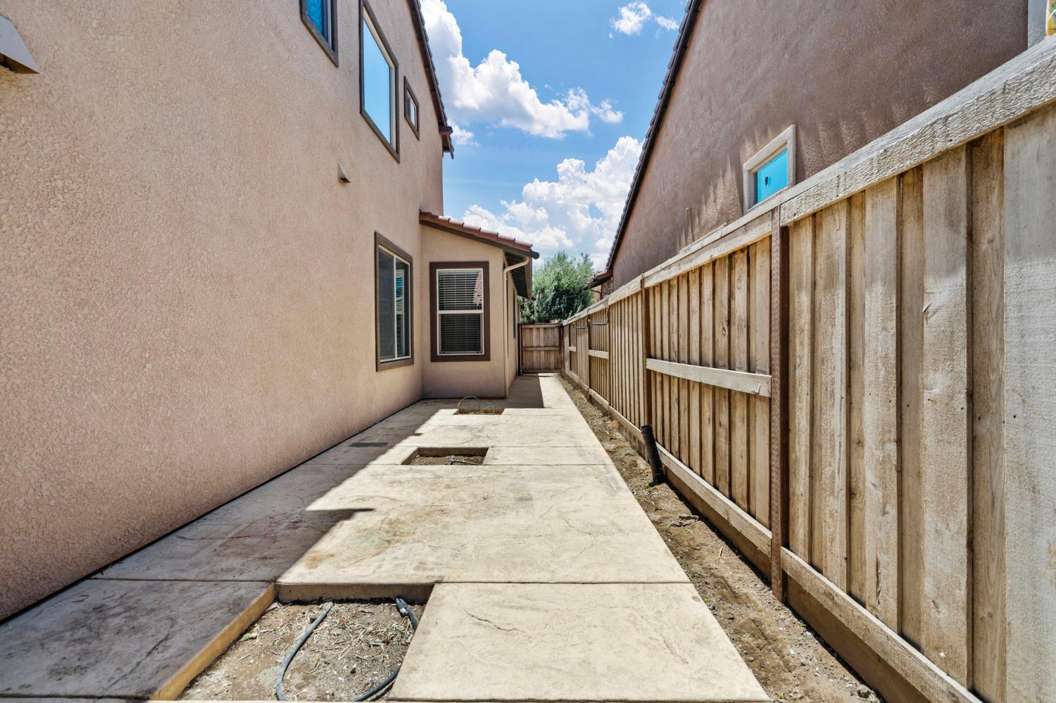 Rapallo Way, Manteca, California image 45