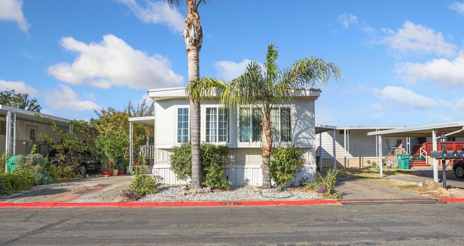 Detail Gallery Image 4 of 40 For 4900 Hwy 99 11, Stockton,  CA 95212 - 3 Beds | 2 Baths