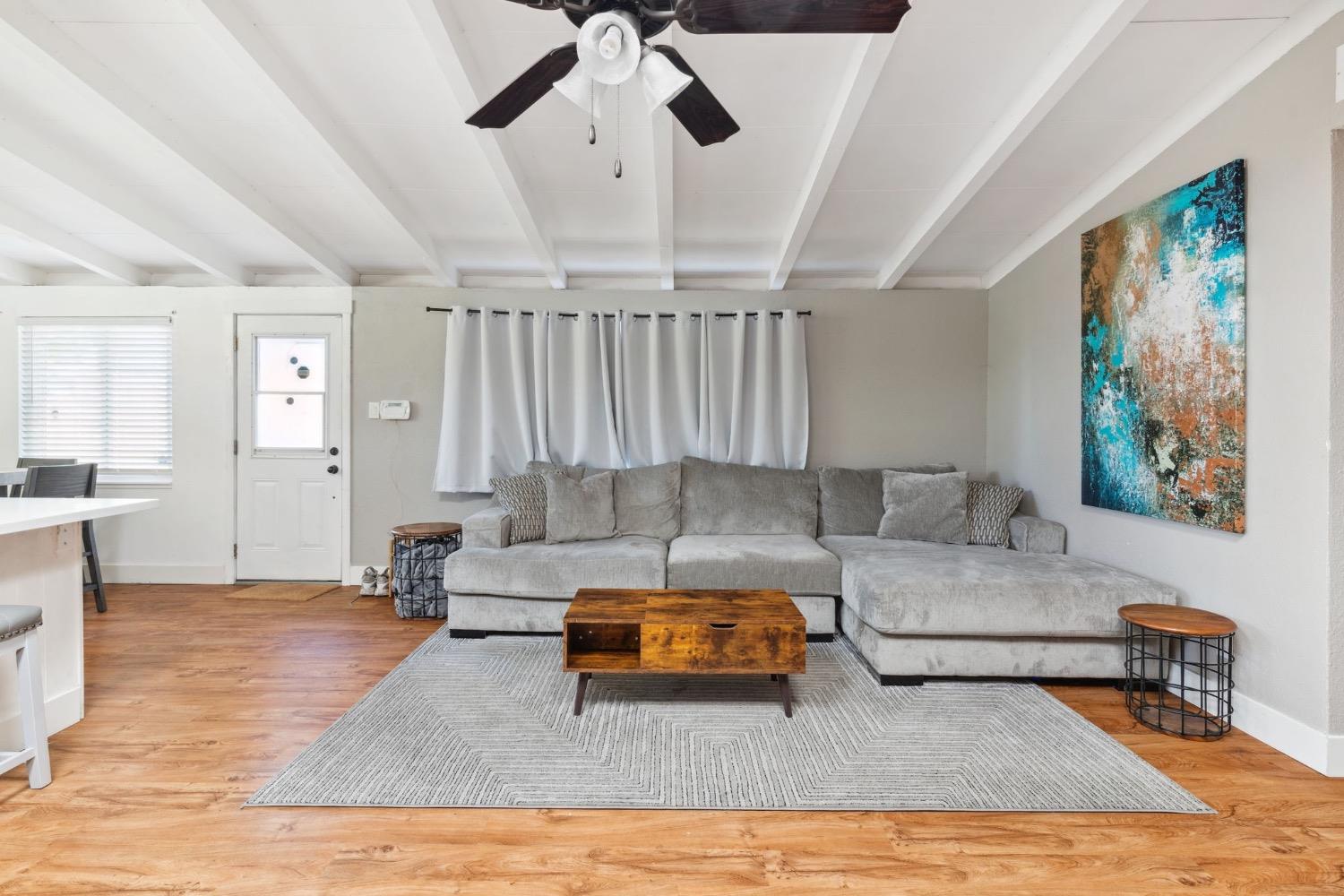 Detail Gallery Image 14 of 41 For 605 W Hampton Dr, Roseville,  CA 95678 - 4 Beds | 2 Baths