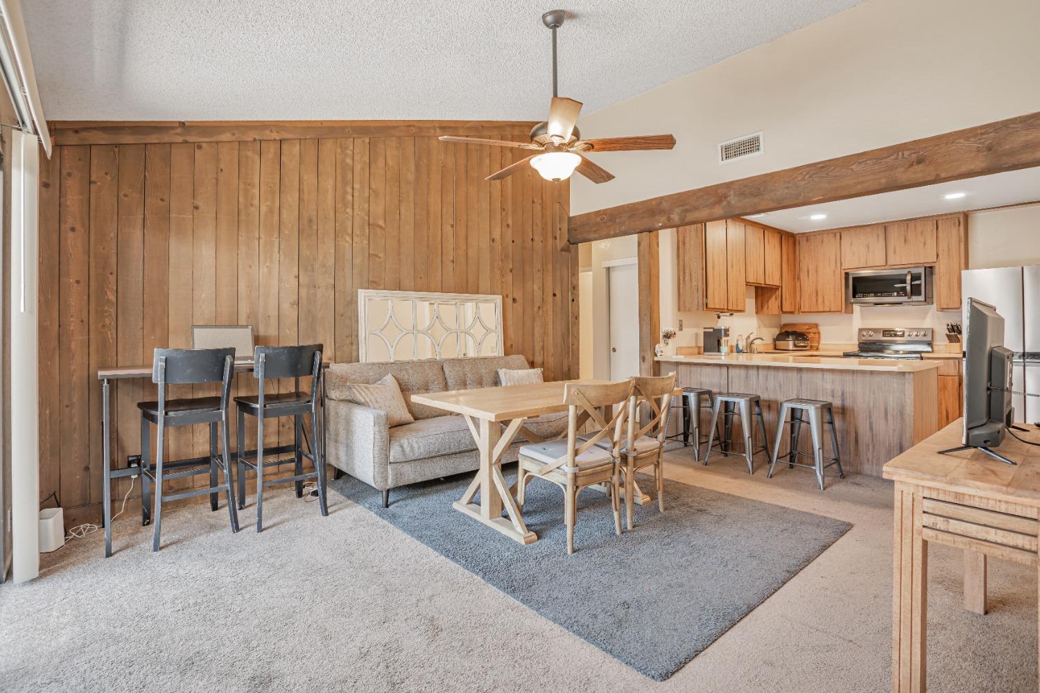 10982 Hirschfeld Way, Rancho Cordova, California image 8