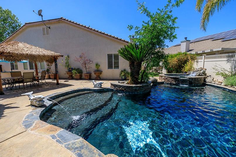 Detail Gallery Image 5 of 77 For 2001 Dayton Ave, Modesto,  CA 95356 - 3 Beds | 3 Baths