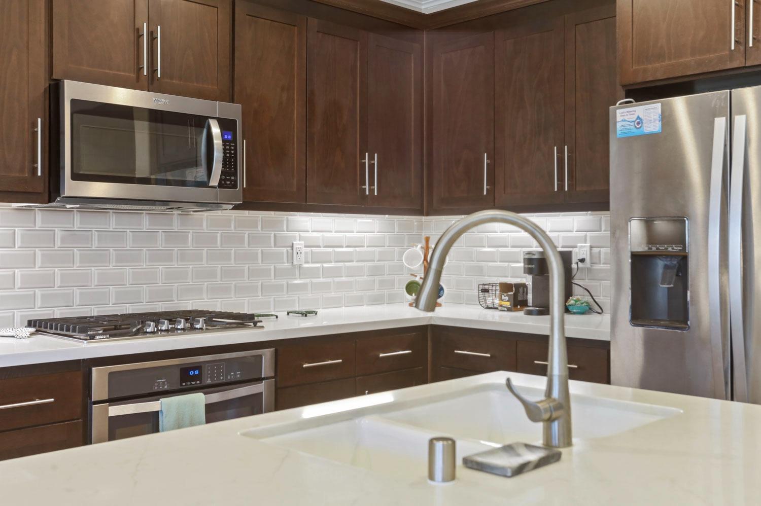 Detail Gallery Image 13 of 39 For 3109 Olympic Ave, Lodi,  CA 95240 - 3 Beds | 2 Baths