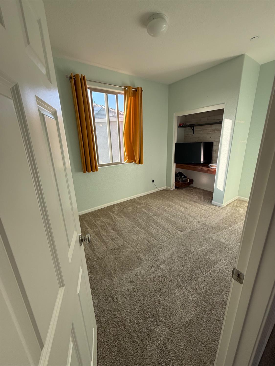Detail Gallery Image 19 of 69 For 2816 Balaton Ct, Antelope,  CA 95843 - 4 Beds | 2/1 Baths