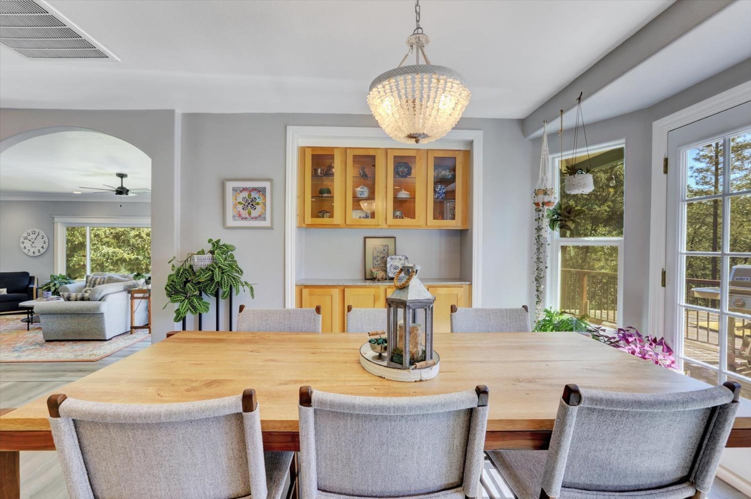 Detail Gallery Image 7 of 61 For 1075 Pine Vista Ln, Meadow Vista,  CA 95722 - 3 Beds | 2 Baths