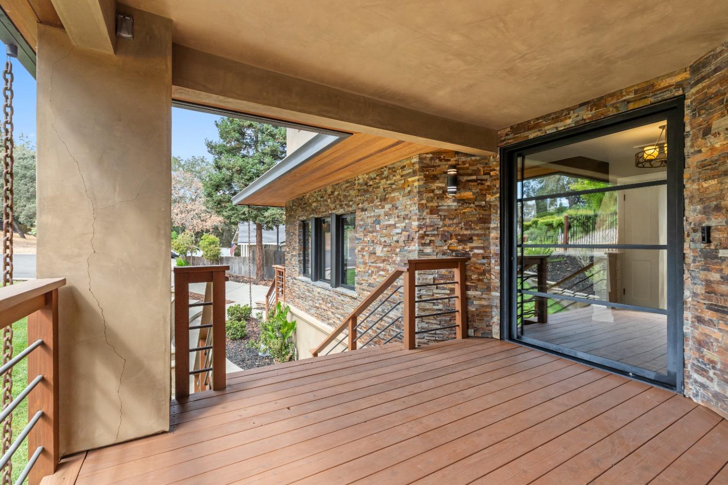 Detail Gallery Image 6 of 55 For 10008 River Oak Cir, Oakdale,  CA 95361 - 5 Beds | 3/1 Baths