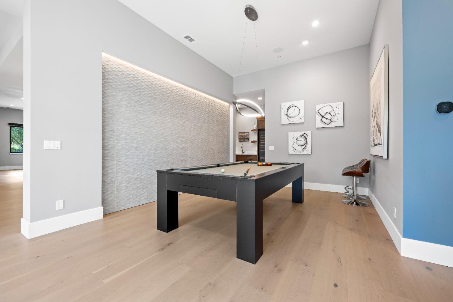 Detail Gallery Image 22 of 73 For 8452 Jomar Ln, Fair Oaks,  CA 95628 - 4 Beds | 4/1 Baths