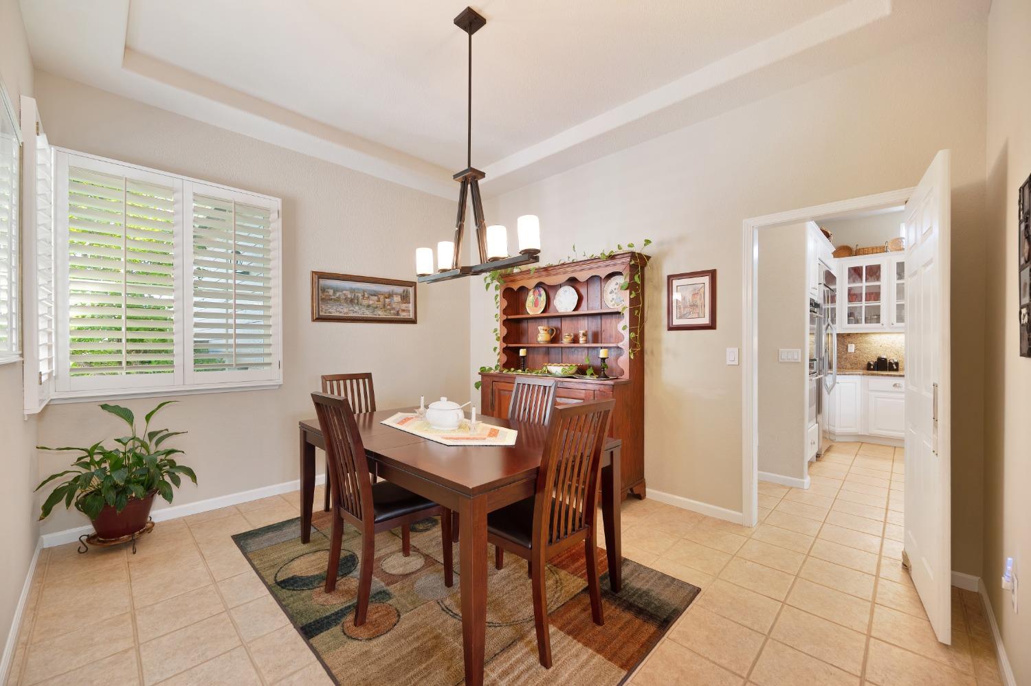 Detail Gallery Image 11 of 42 For 11017 Blue Wing Pl, Auburn,  CA 95603 - 4 Beds | 2/1 Baths