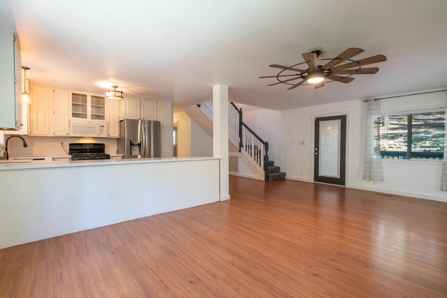 Detail Gallery Image 16 of 54 For 16199 Pioneer Creek Rd, Pioneer,  CA 95666 - 4 Beds | 2 Baths