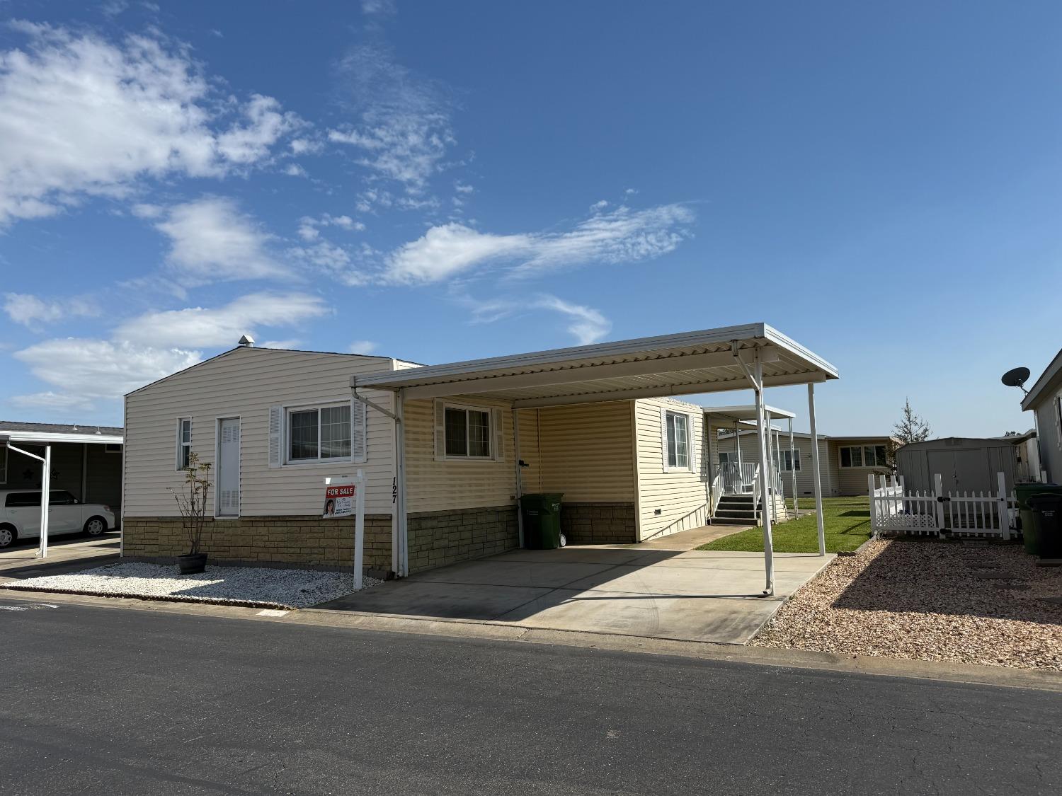 Detail Gallery Image 1 of 48 For 604 Pringle Ave 127, Galt,  CA 95632 - 3 Beds | 2 Baths