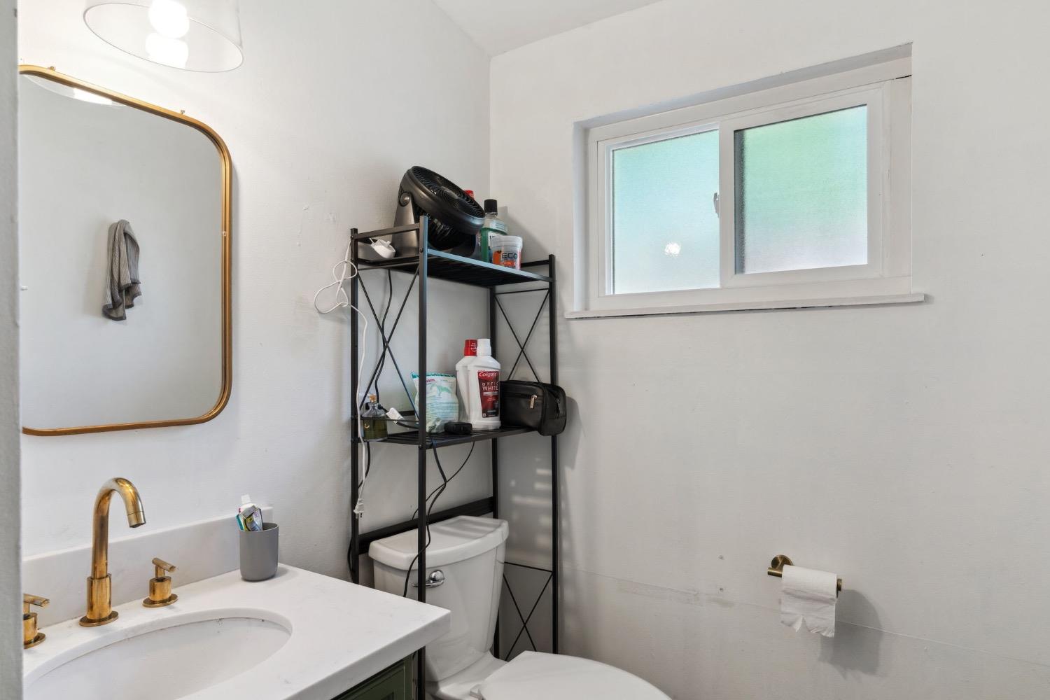 Detail Gallery Image 32 of 41 For 605 W Hampton Dr, Roseville,  CA 95678 - 4 Beds | 2 Baths