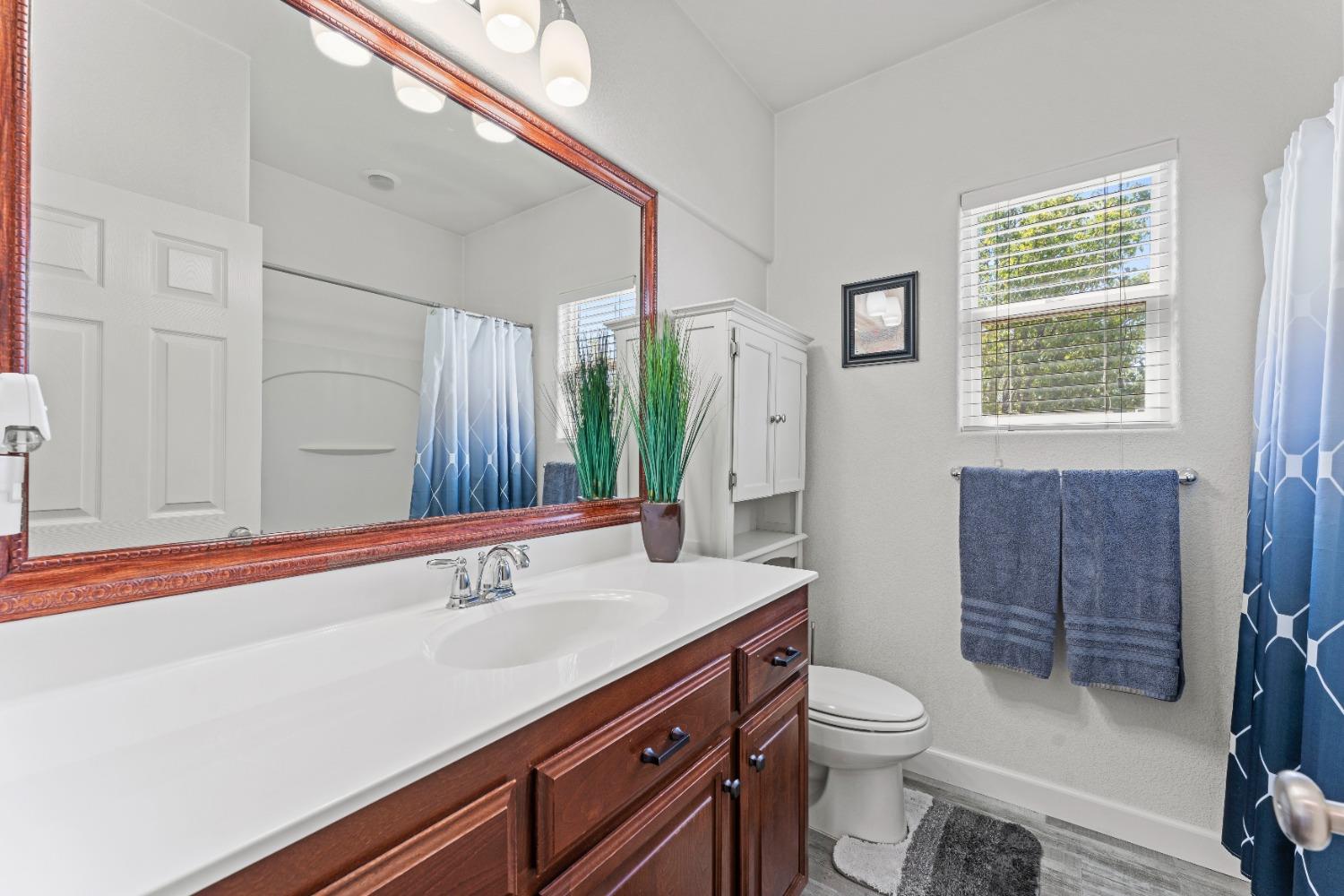 Turnberry Dr, Linda, California image 16