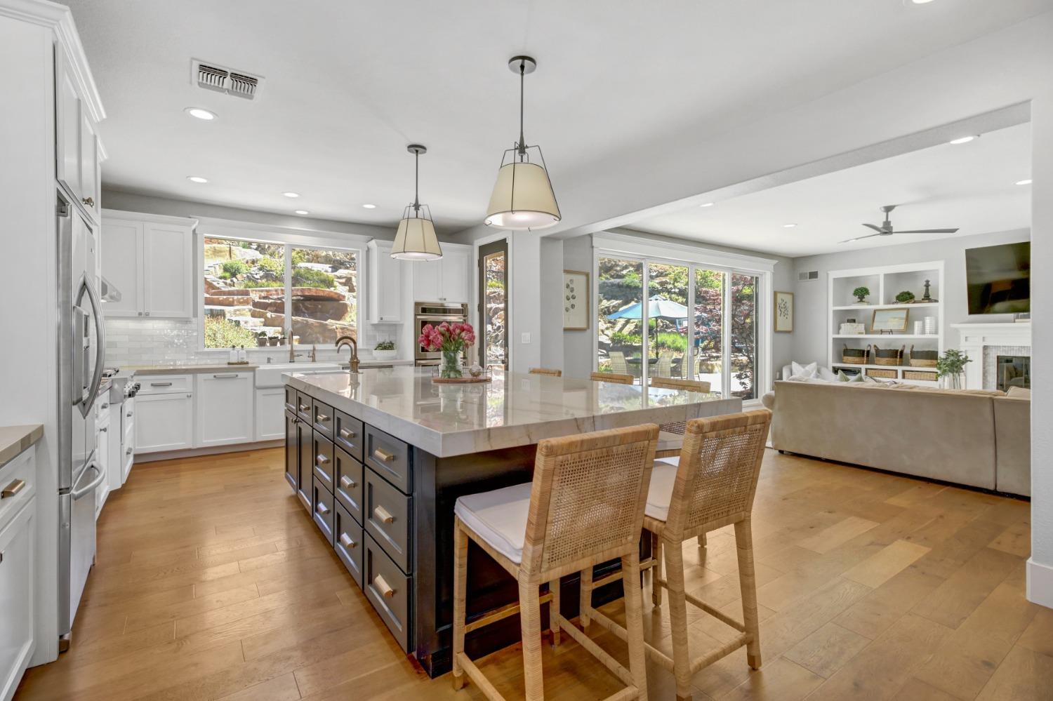 Detail Gallery Image 17 of 86 For 4133 Morningview Way, El Dorado Hills,  CA 95762 - 5 Beds | 3 Baths