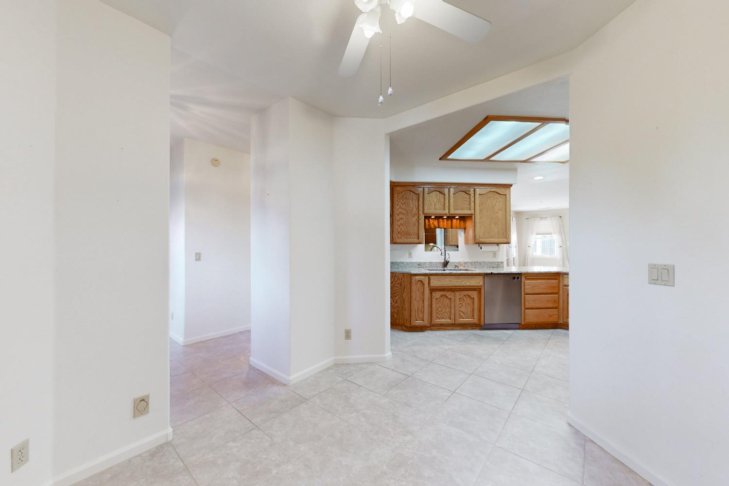 Detail Gallery Image 21 of 81 For 1612 Portofino Dr, Yuba City,  CA 95993 - 3 Beds | 2 Baths