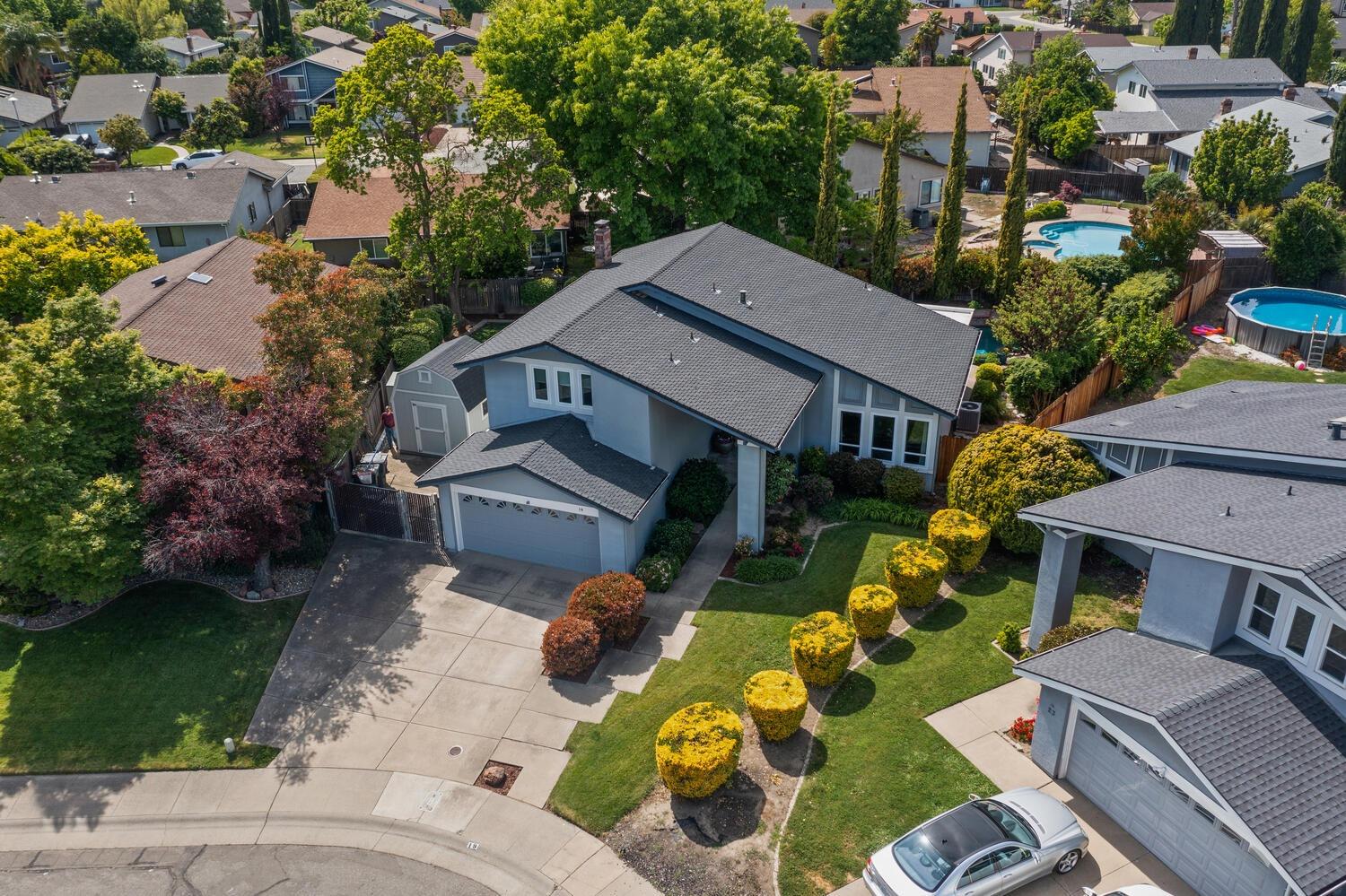 Detail Gallery Image 49 of 56 For 19 Green Mist Ct, Sacramento,  CA 95831 - 4 Beds | 3 Baths