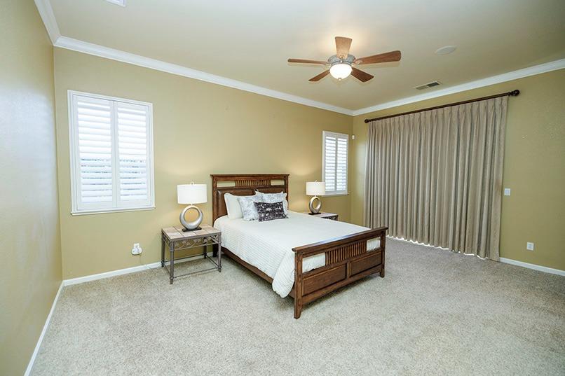 Detail Gallery Image 18 of 77 For 2001 Dayton Ave, Modesto,  CA 95356 - 3 Beds | 3 Baths