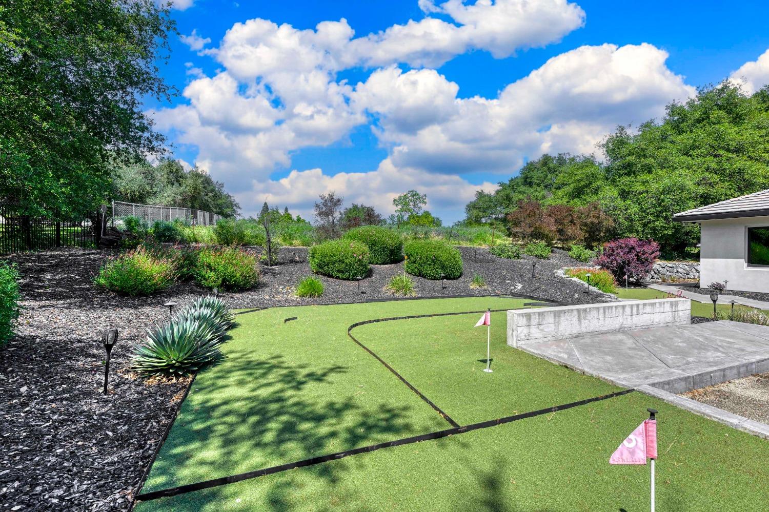 Detail Gallery Image 54 of 73 For 8452 Jomar Ln, Fair Oaks,  CA 95628 - 4 Beds | 4/1 Baths