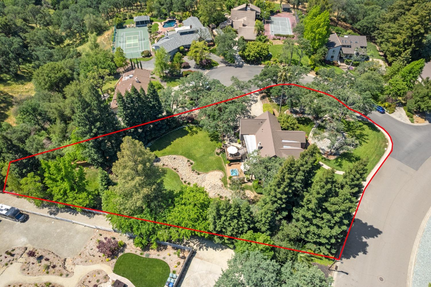 Detail Gallery Image 98 of 99 For 4010 Pretense Ct, Fair Oaks,  CA 95628 - 3 Beds | 3/1 Baths