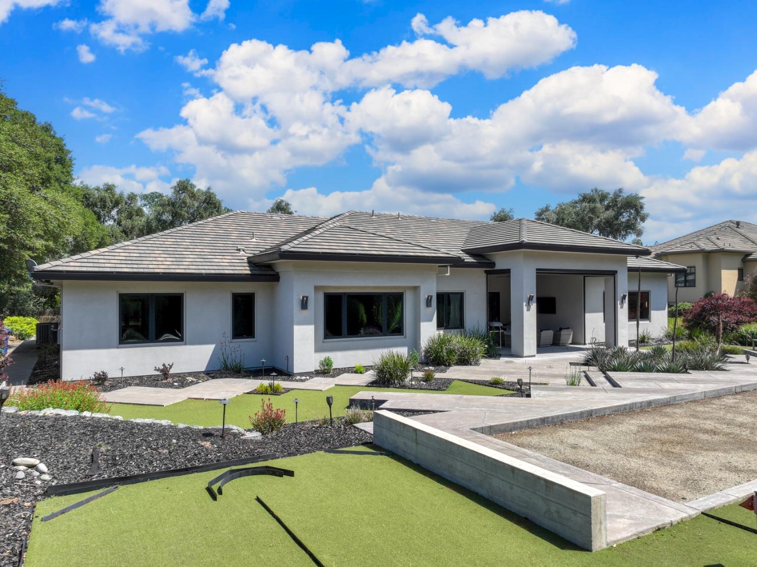 Detail Gallery Image 58 of 73 For 8452 Jomar Ln, Fair Oaks,  CA 95628 - 4 Beds | 4/1 Baths