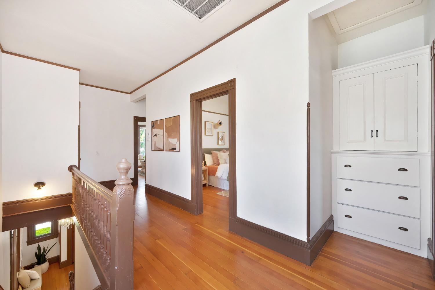 Detail Gallery Image 20 of 40 For 1111 U St, Sacramento,  CA 95818 - 4 Beds | 3/1 Baths