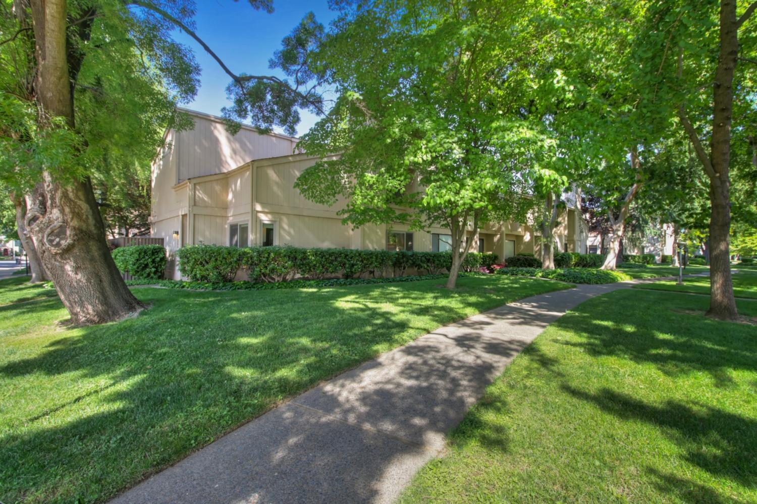 Detail Gallery Image 35 of 45 For 244 Hartnell Pl, Sacramento,  CA 95825 - 2 Beds | 2/1 Baths