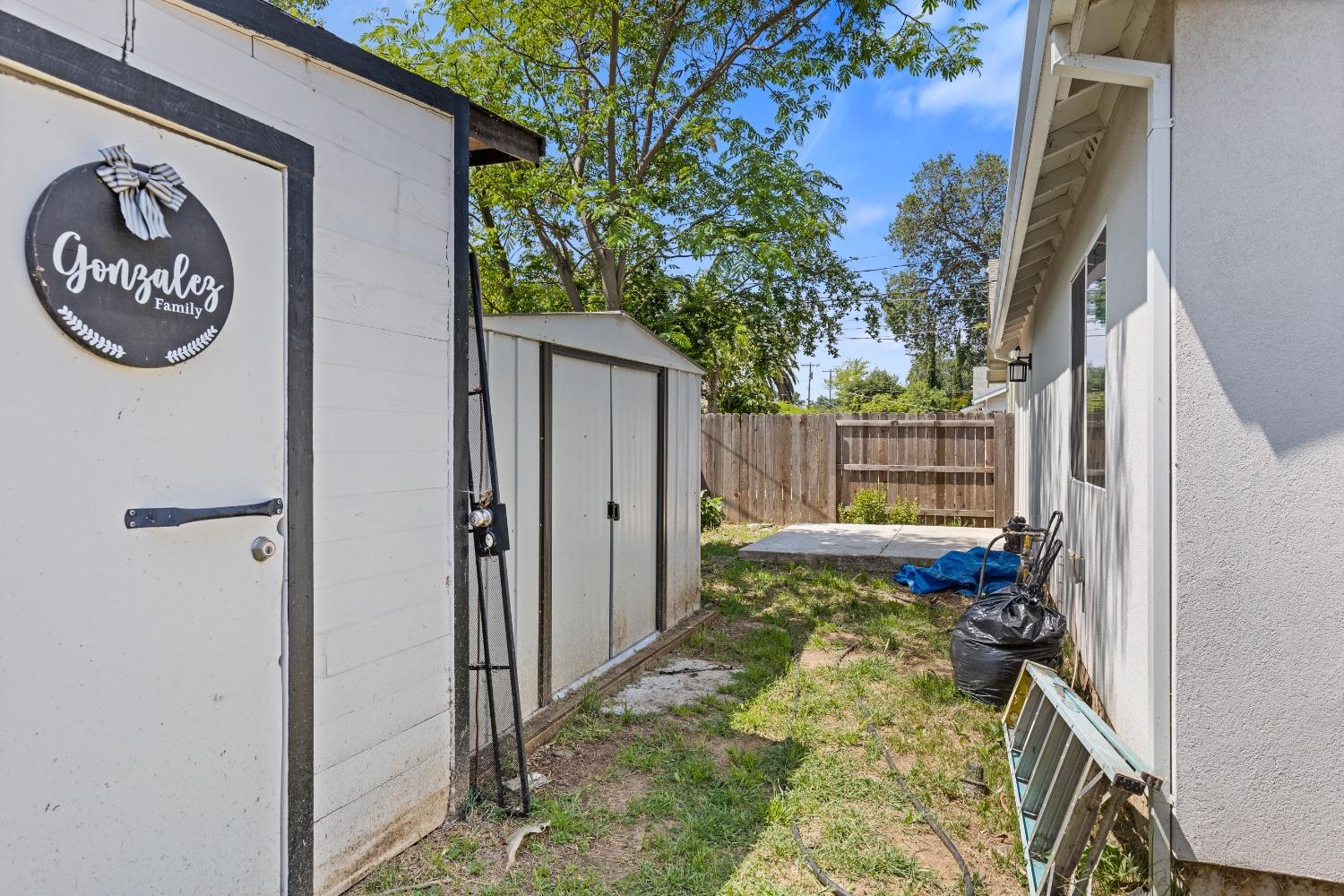 Detail Gallery Image 17 of 26 For 610 El Camino Ave, Sacramento,  CA 95815 - 5 Beds | 3 Baths