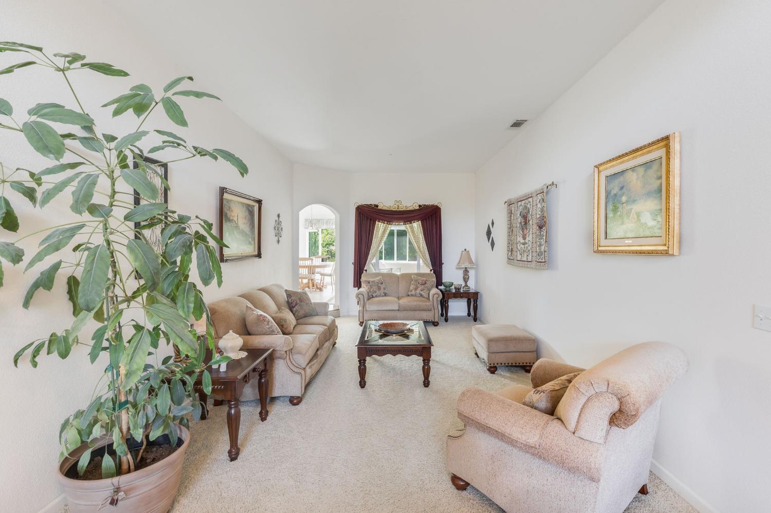 Detail Gallery Image 13 of 93 For 2888 County Road 89, Dunnigan,  CA 95937 - 3 Beds | 3 Baths
